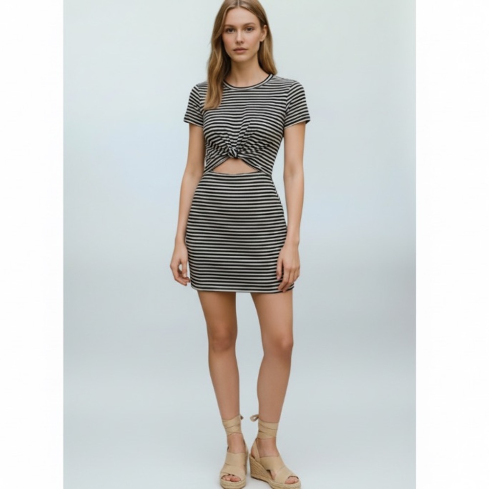 3/$29 Socialite Coastal Chic Stripe Nautical Cut-out Short Sleeve Dress Size S